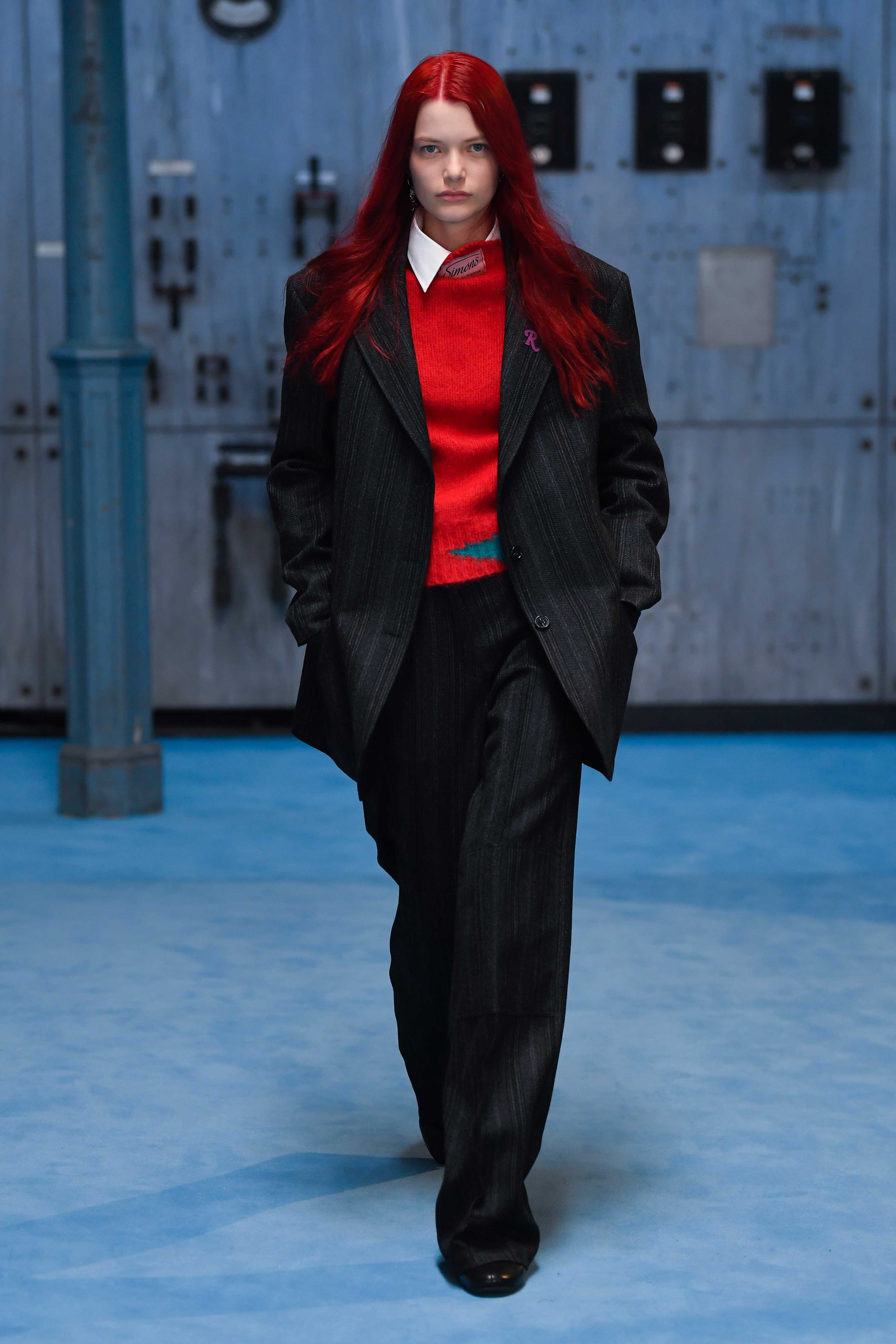 AW2122 LOOK 30