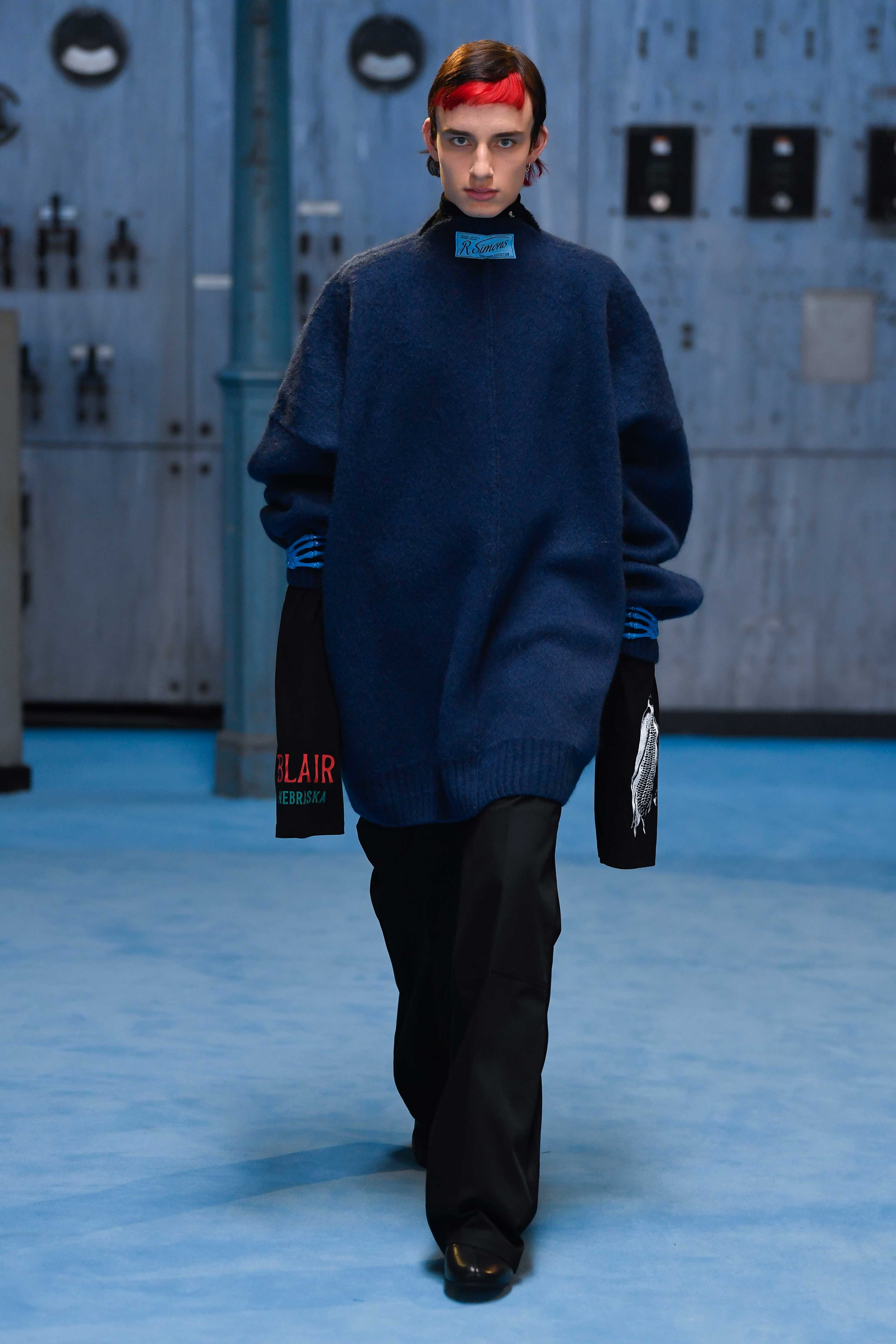 AW2122 LOOK 50