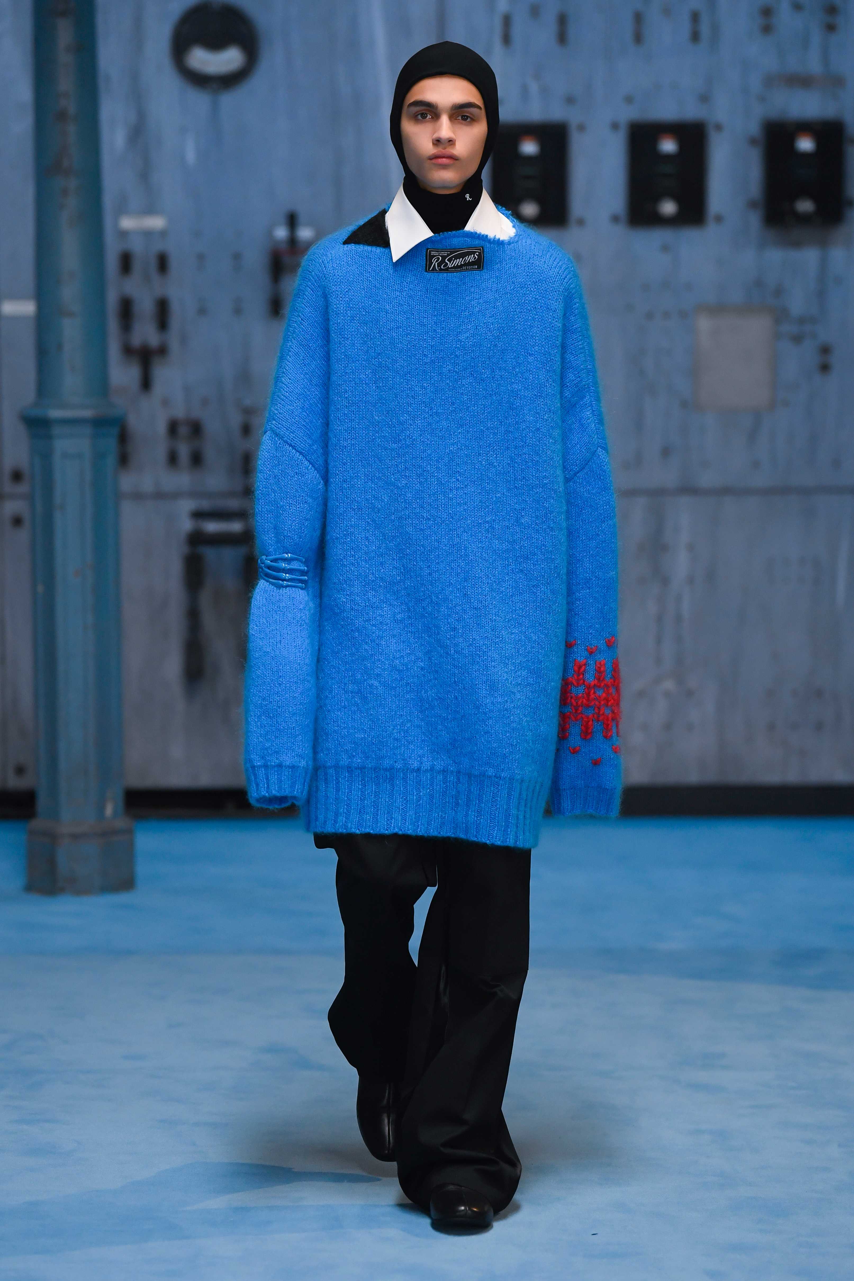 AW2122 LOOK 38