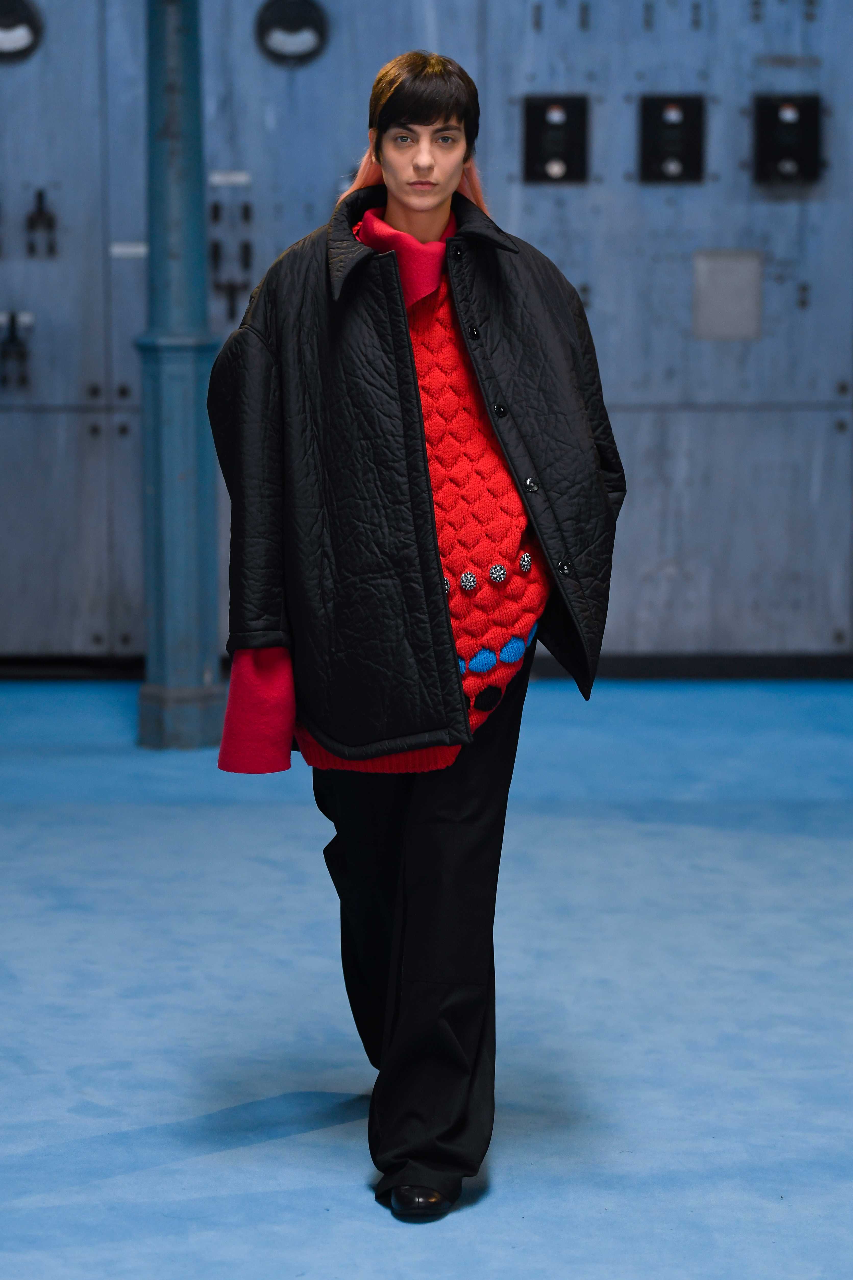AW2122 LOOK 33